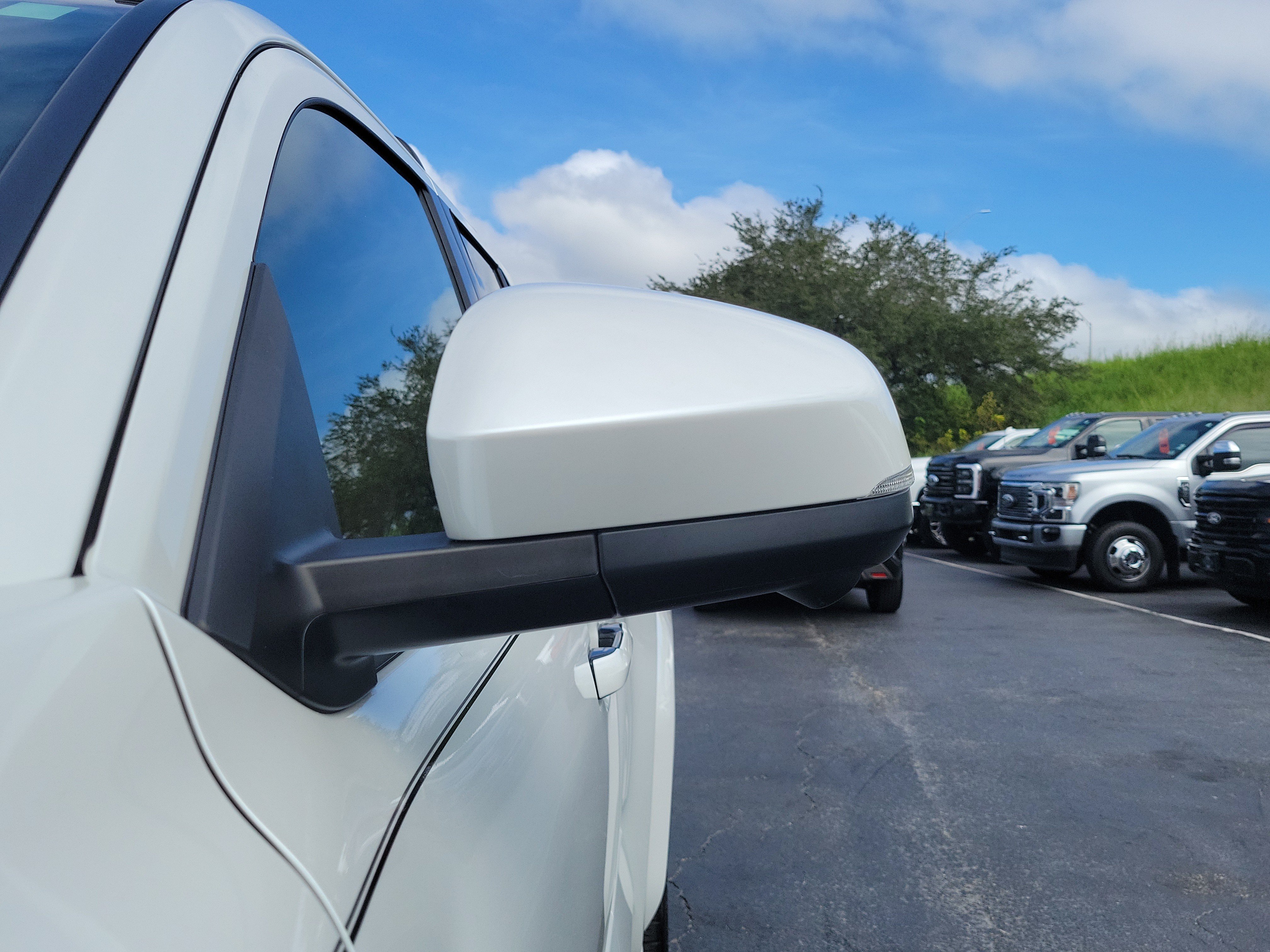 Used 2026 Toyota 4Runner Limited AWD/4WD image 4