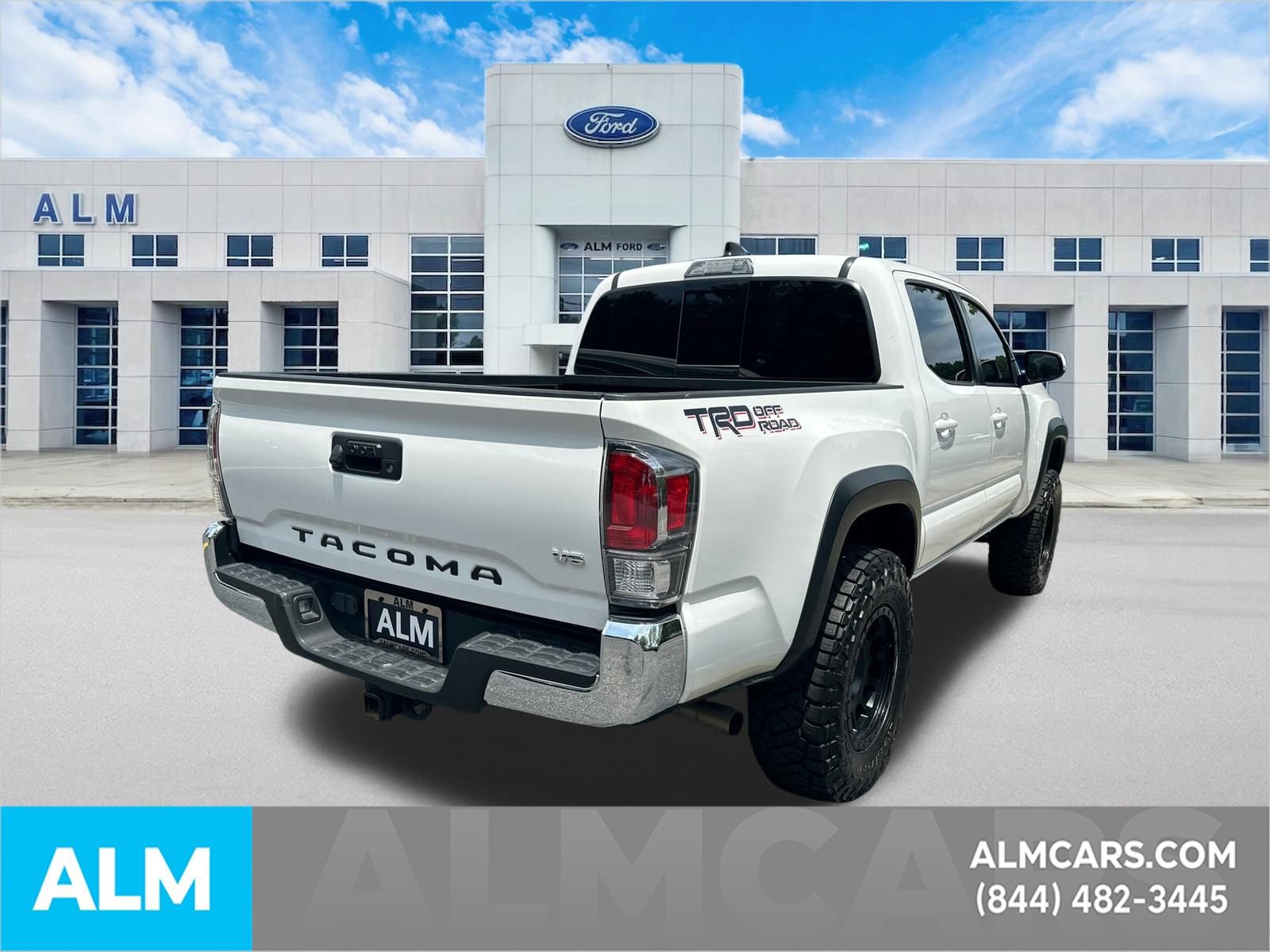 Used 2022 Toyota Tacoma TRD Off-Road RWD image 5