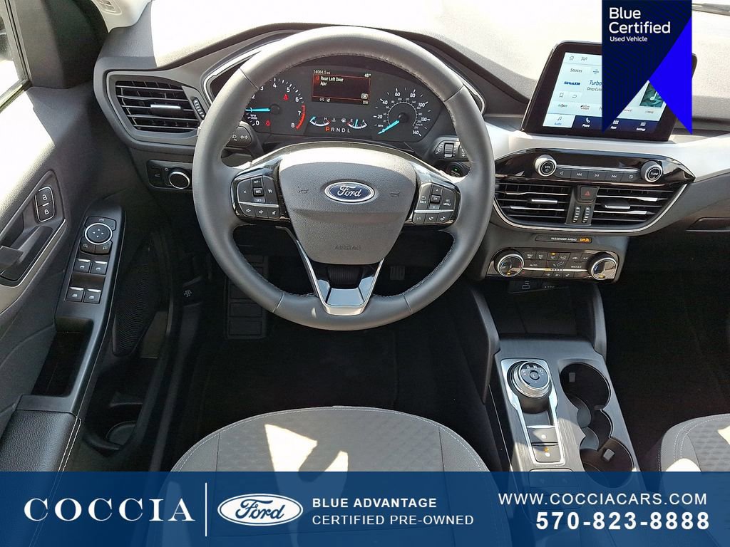 Certified 2022 Ford Escape SE w/ SE Sport Appearance Package image 11