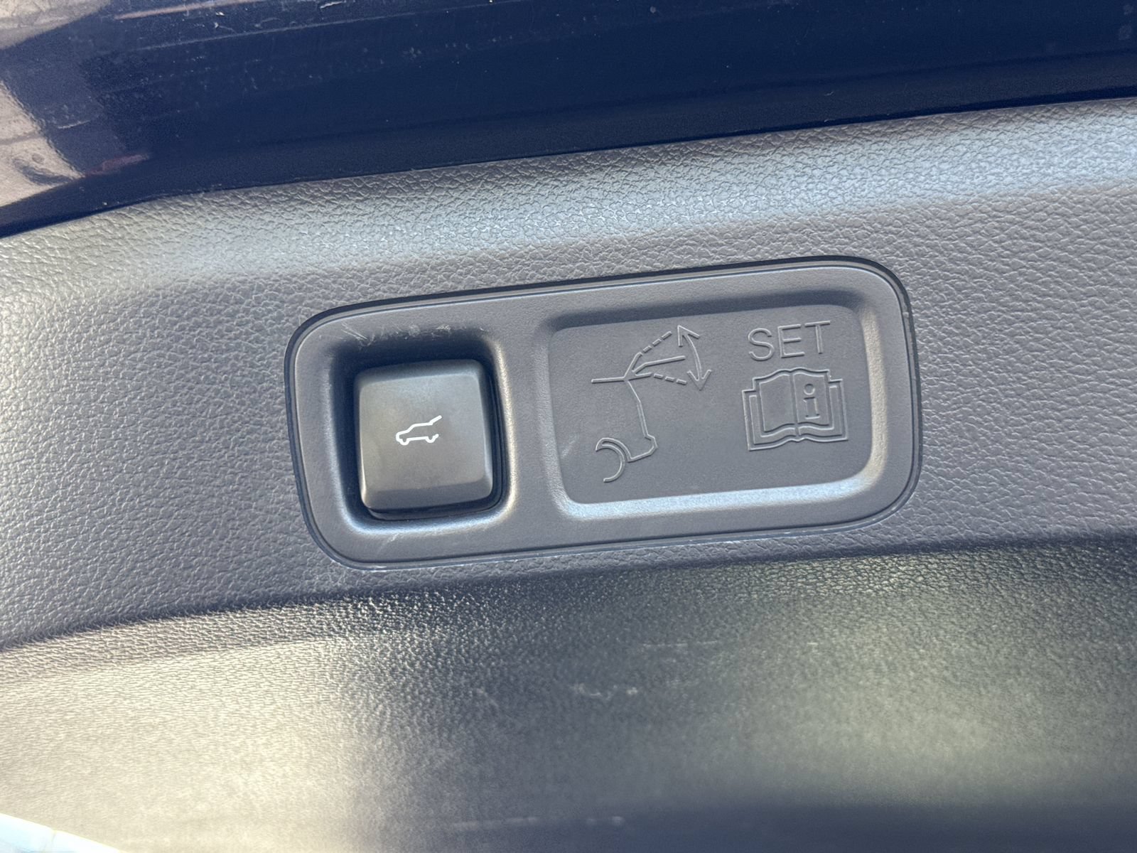 Certified 2024 Ford Expedition Limited RWD image 14