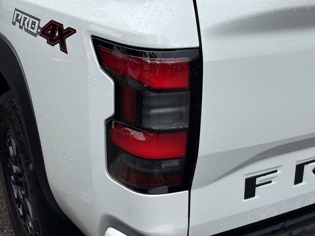 Used 2023 Nissan Frontier PRO-4X w/ Pro-4X Premium Package AWD/4WD image 11