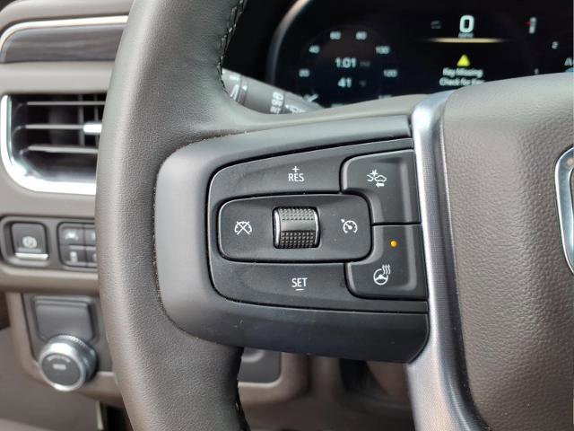 Used 2024 GMC Yukon XL SLT w/ SLT Premium Package image 20