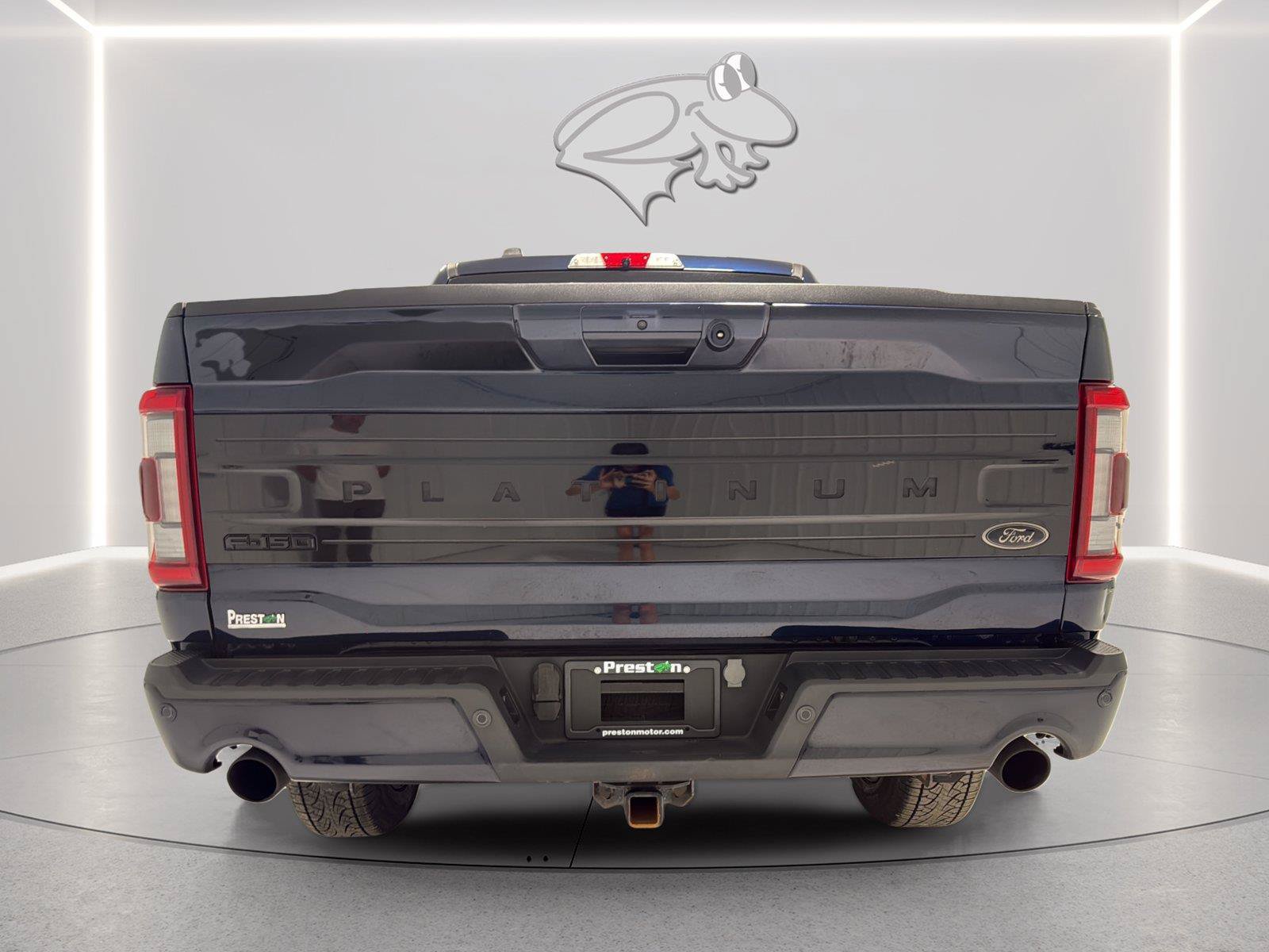 Certified 2023 Ford F150 Platinum w/ Equipment Group 701A High AWD/4WD image 4
