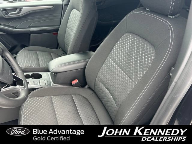 Certified 2023 Ford Escape Active AWD/4WD image 15