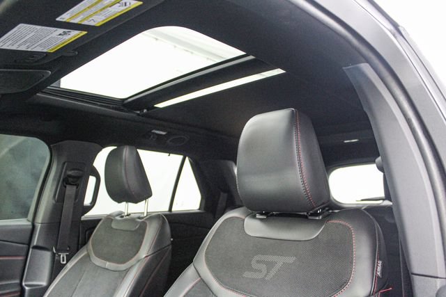 Certified 2025 Ford Explorer ST AWD/4WD image 28