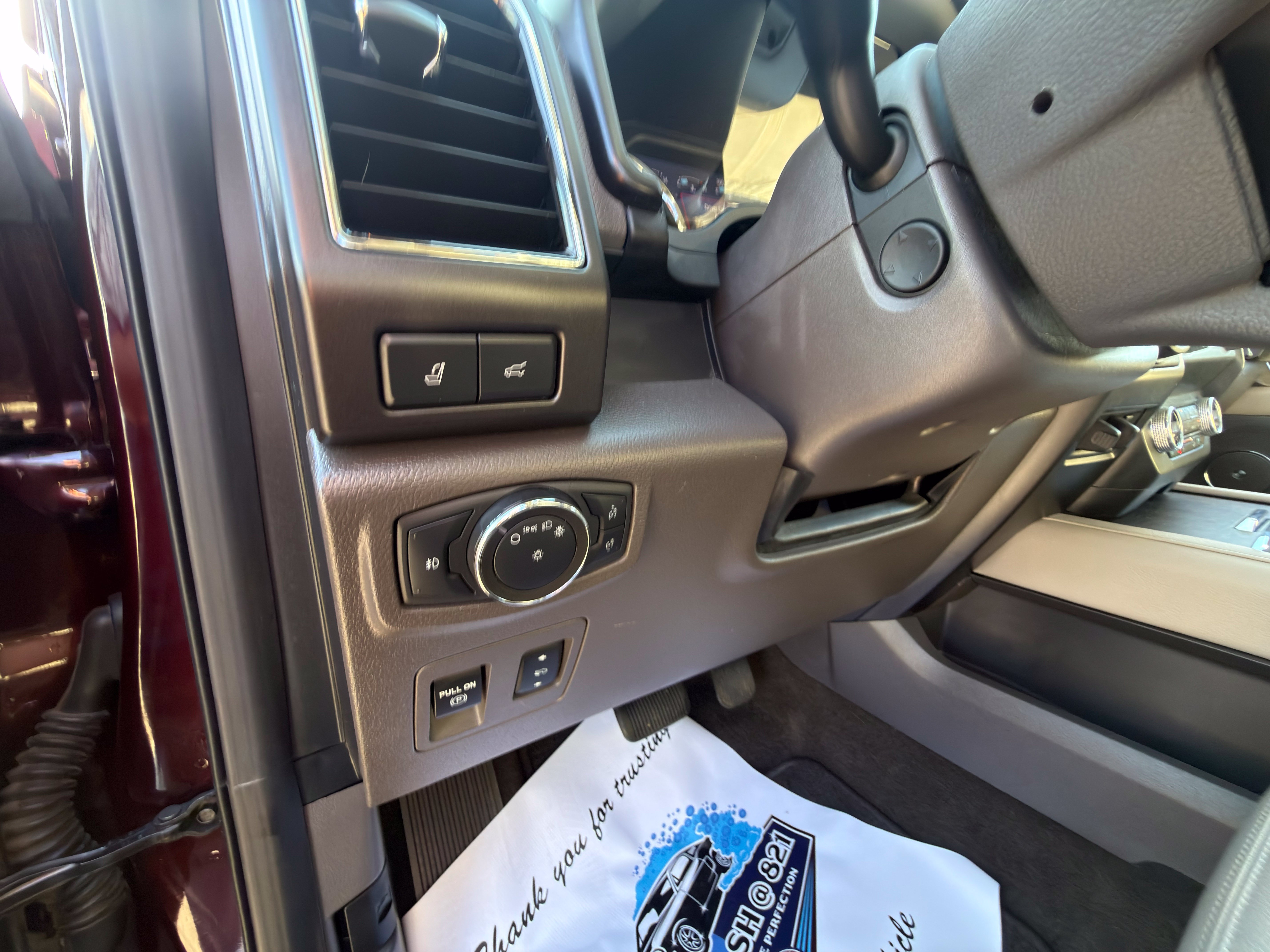 Certified 2020 Ford Expedition Limited w/ Equipment Group 301A AWD/4WD image 30