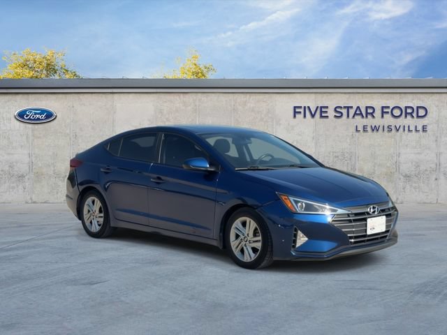 Used 2020 Hyundai Elantra Value Edition w/ Winter Weather Package FWD image 2