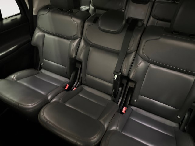 Certified 2025 Ford Expedition Active AWD/4WD image 13