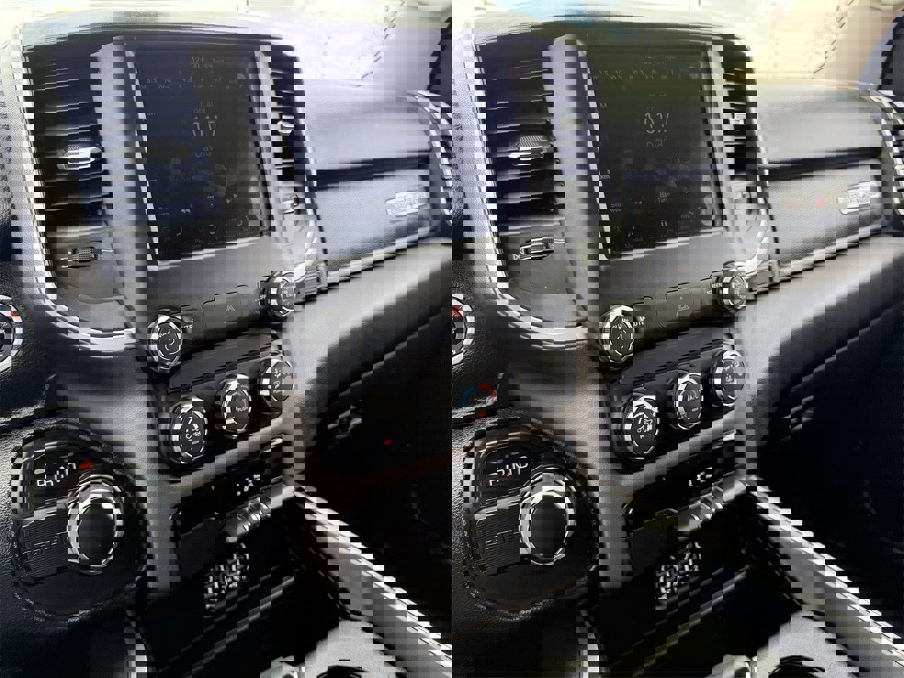 Used 2020 RAM 1500 Lone Star image 16