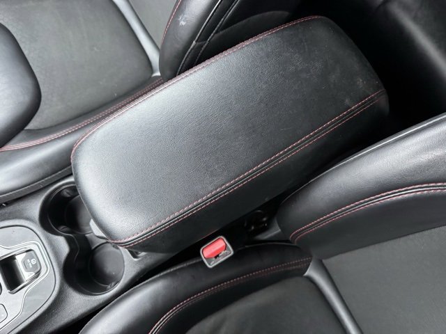 Used 2021 Jeep Cherokee Trailhawk w/ Sun, Sound & Nav Group image 18