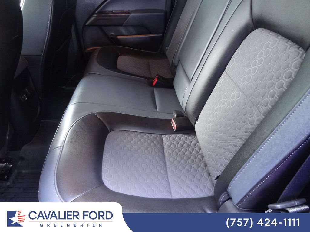 Used 2019 Chevrolet Colorado Z71 w/ Z71 Midnight Edition AWD/4WD image 8