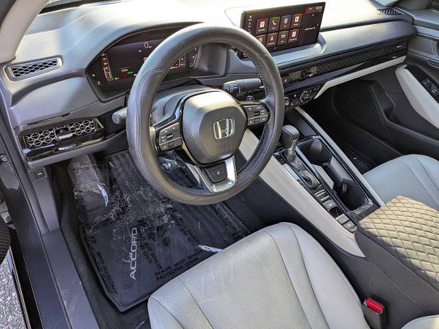 Used 2025 Honda Accord Touring image 2