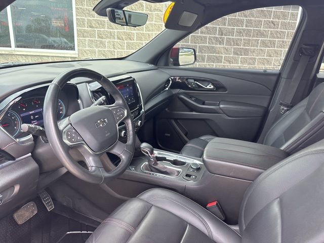 Used 2023 Chevrolet Traverse RS w/ LPO, Floor Liner Package AWD/4WD image 18