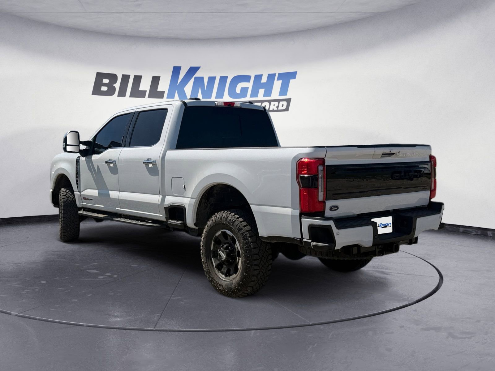 Certified 2024 Ford F250 Platinum w/ Tremor Off-Road Package AWD/4WD image 3