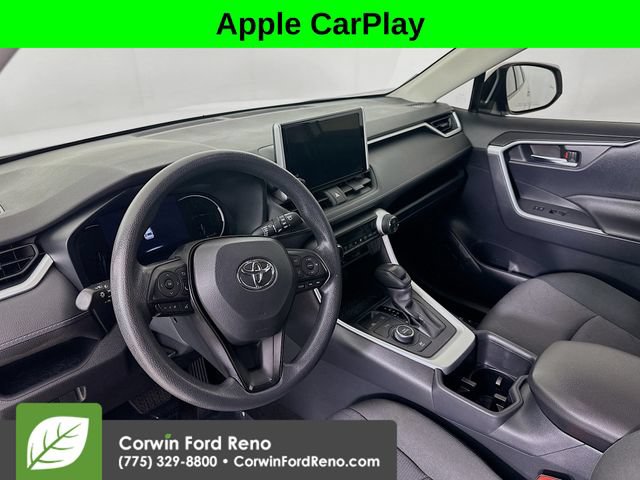 Used 2024 Toyota RAV4 XLE AWD/4WD image 9