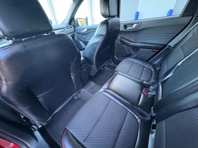 Certified 2023 Ford Escape ST-Line AWD/4WD image 24