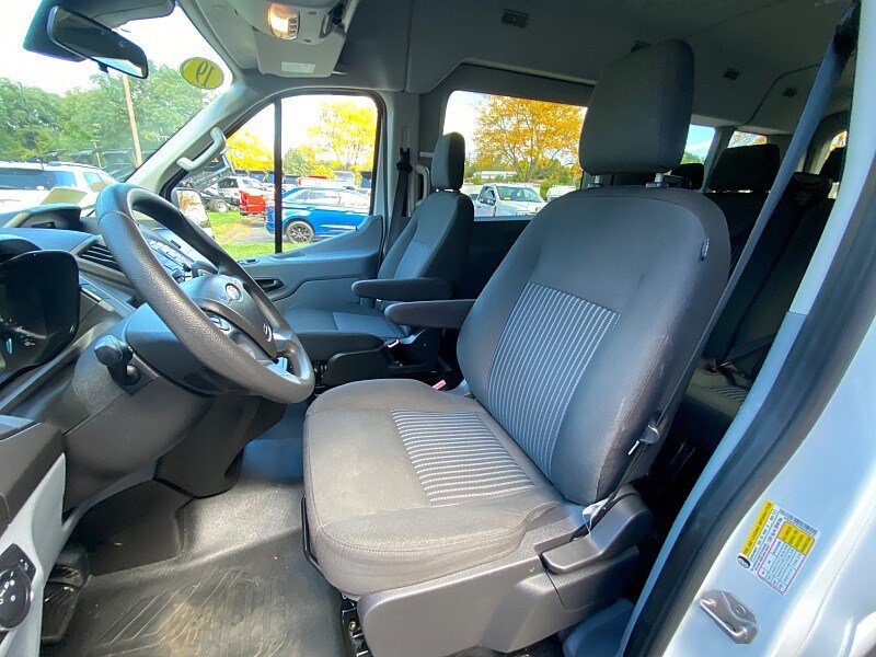 Certified 2019 Ford Transit 350 XLT RWD image 24