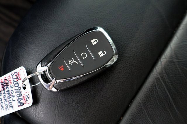 Used 2021 Chevrolet Traverse RS w/ LPO, Floor Liner Package image 43