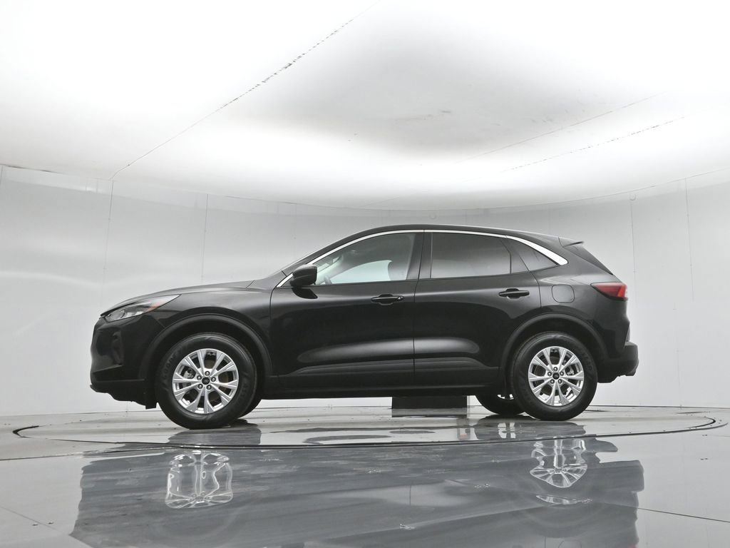 Certified 2023 Ford Escape Active AWD/4WD image 50