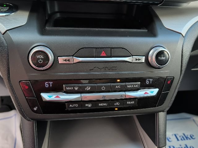 Certified 2020 Ford Explorer XLT w/ Comfort Package AWD/4WD image 19