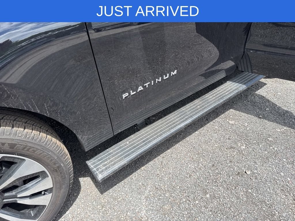 Certified 2025 Ford Expedition Platinum w/ Driver's Package AWD/4WD image 42