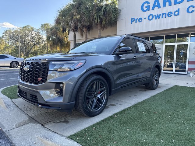 Certified 2025 Ford Explorer ST AWD/4WD image 10