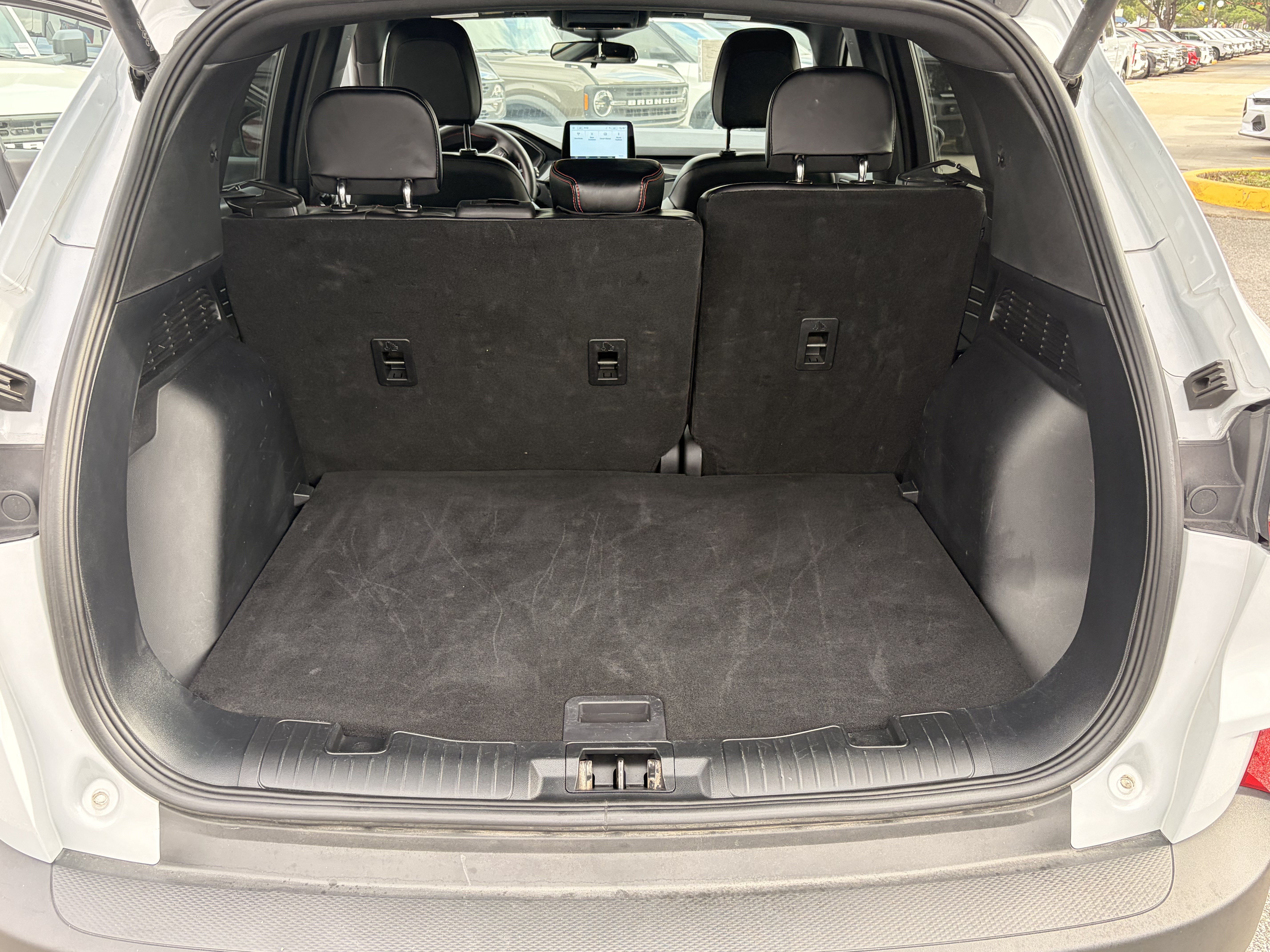 Certified 2025 Ford Escape ST-Line Select AWD/4WD image 7