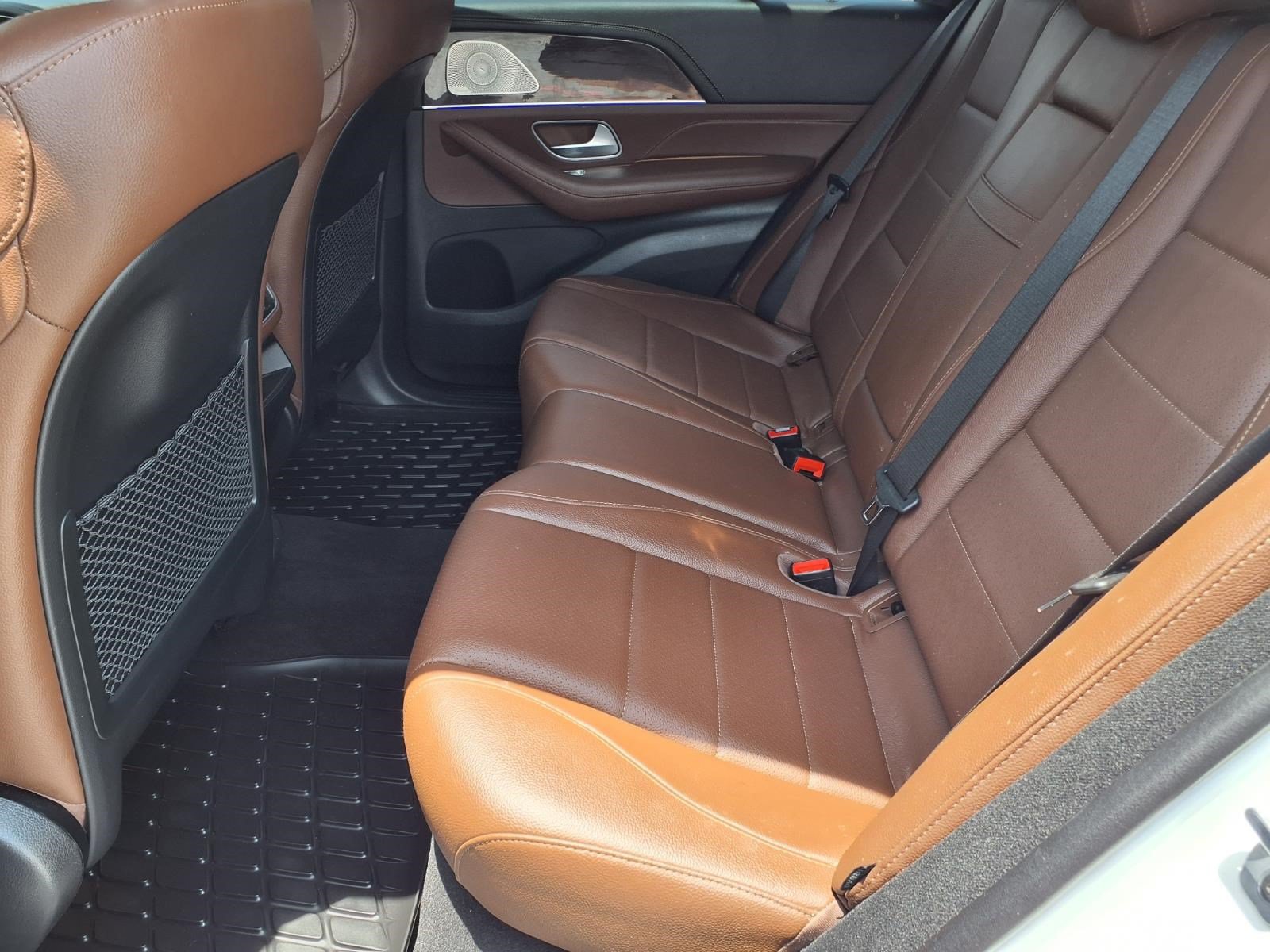 Used 2024 Mercedes-Benz GLE 350 4MATIC image 11