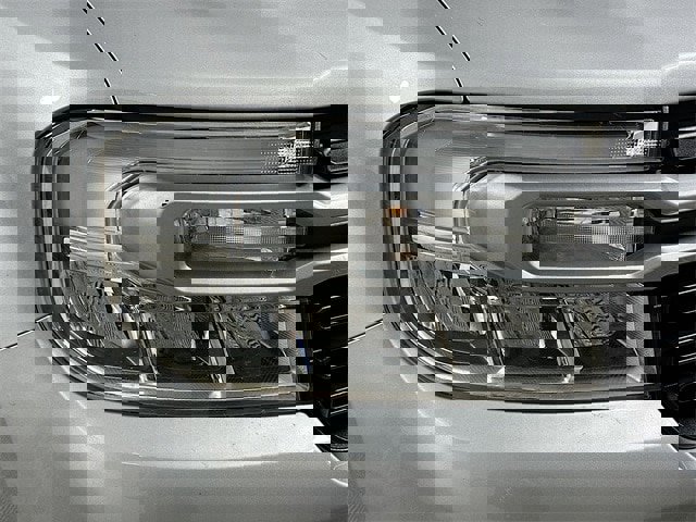 Certified 2024 Ford Maverick Lariat image 24