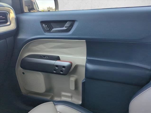 Certified 2025 Ford Maverick Lariat AWD/4WD image 24