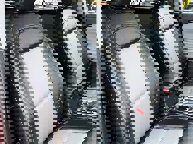 Certified 2022 Ford Explorer XLT w/ Equipment Group 202A image 37