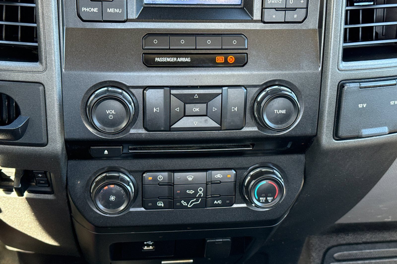 Certified 2017 Ford F250 XL w/ Power Equipment Group RWD image 18