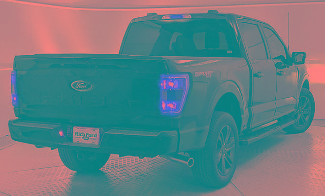 Certified 2023 Ford F150 XLT w/ Equipment Group 302A High image 4