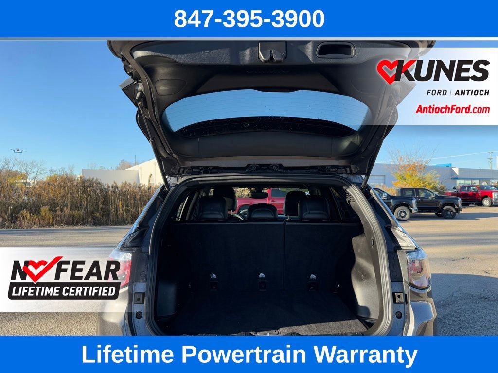 Used 2024 Jeep Compass Limited image 23