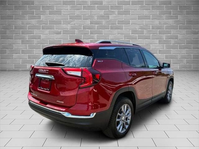 Used 2023 GMC Terrain SLT AWD/4WD image 5