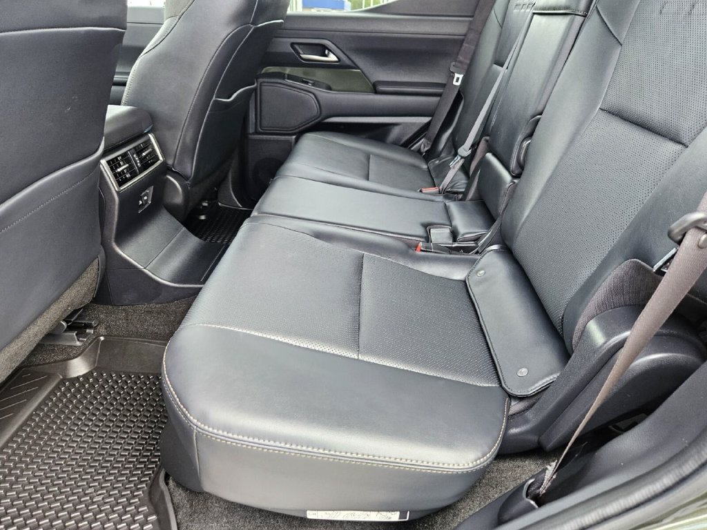 Used 2024 Lexus GX 550 AWD/4WD image 26