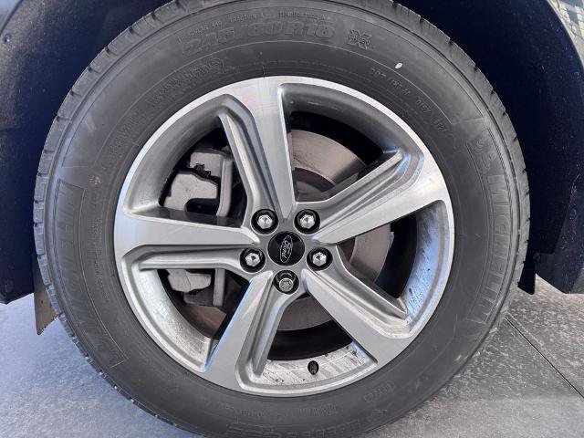Certified 2024 Ford Edge SEL w/ Convenience Package AWD/4WD image 9
