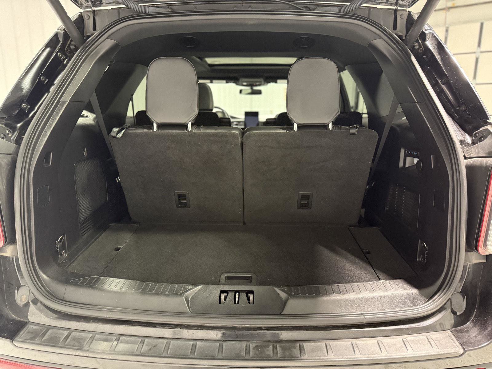 Certified 2022 Ford Explorer ST w/ Equipment Group 401A image 25