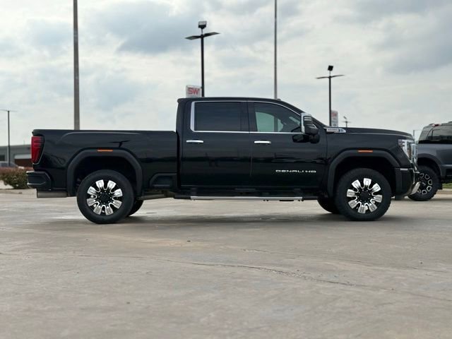 Used 2024 GMC Sierra 2500 Denali w/ Denali Reserve Package AWD/4WD image 5
