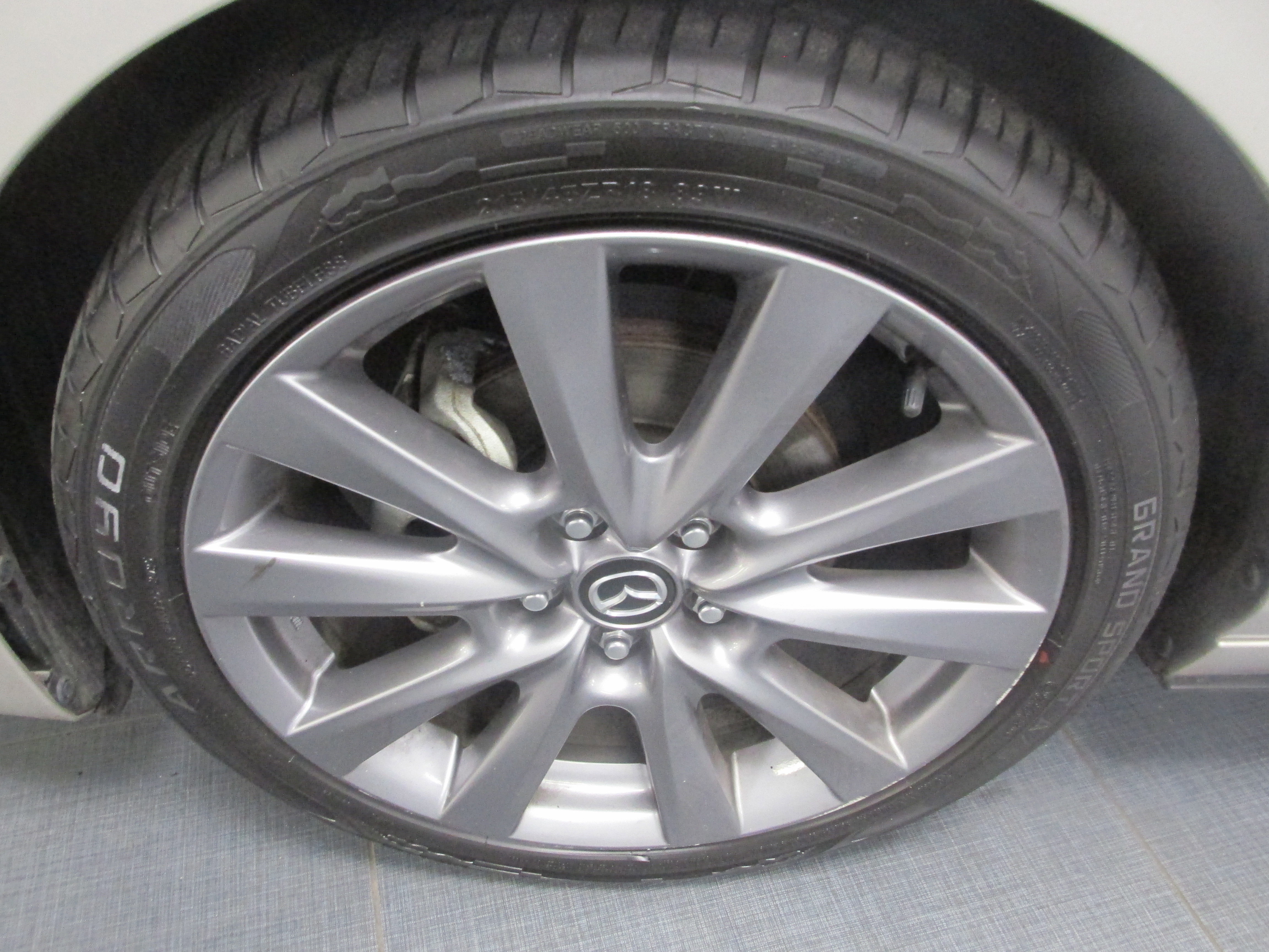 Used 2024 MAZDA MAZDA3 s image 14