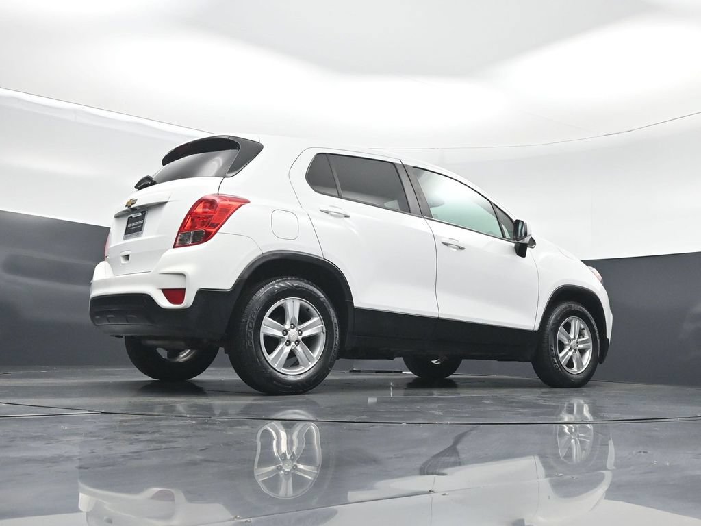 Used 2021 Chevrolet Trax LS w/ Tint and Cruise Package FWD image 49