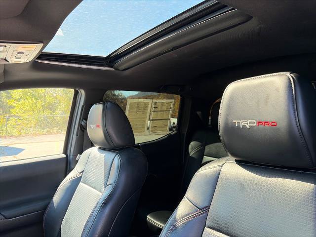 Used 2021 Toyota Tacoma TRD Pro AWD/4WD image 8