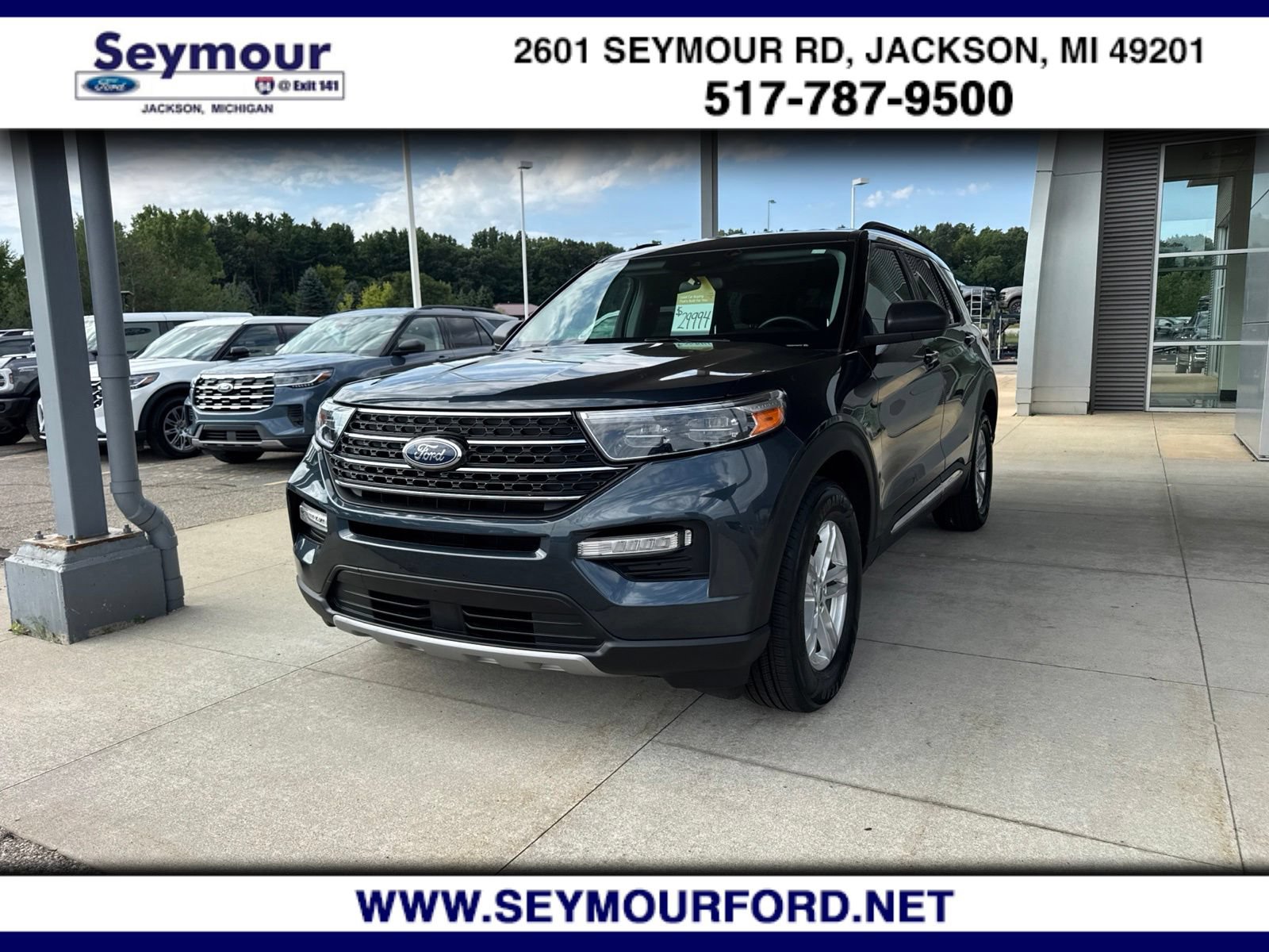 Certified 2023 Ford Explorer XLT w/ Equipment Group 202A AWD/4WD image 1