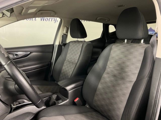 Used 2019 Nissan Rogue Sport SV w/ Technology Package image 14