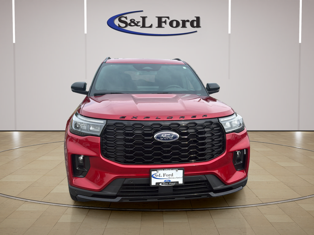 Certified 2025 Ford Explorer ST-Line w/ Premium Package AWD/4WD image 12