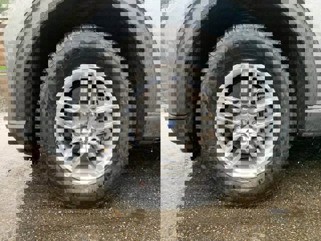 Certified 2025 Ford Explorer Active image 12