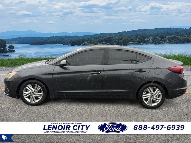Used 2020 Hyundai Elantra SEL image 2