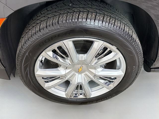 Used 2023 Chevrolet Tahoe High Country AWD/4WD image 34