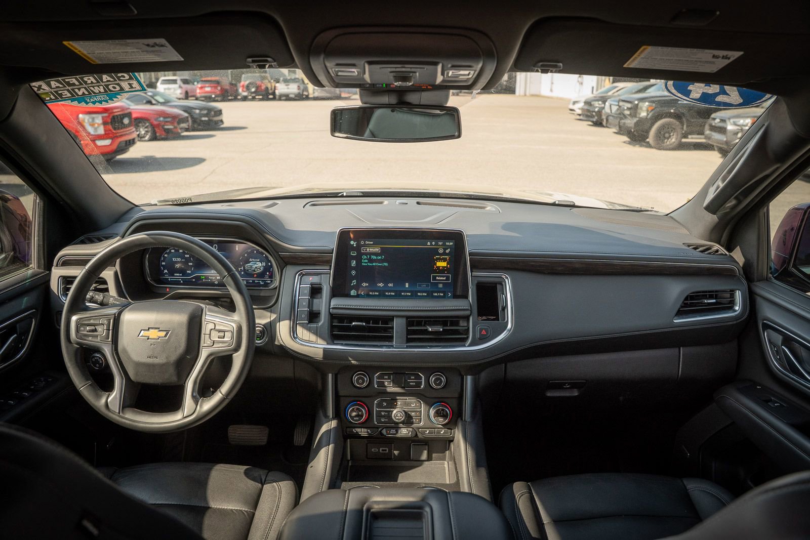 Used 2024 Chevrolet Tahoe LT image 25