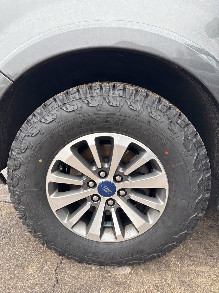 Certified 2017 Ford Expedition XLT image 23